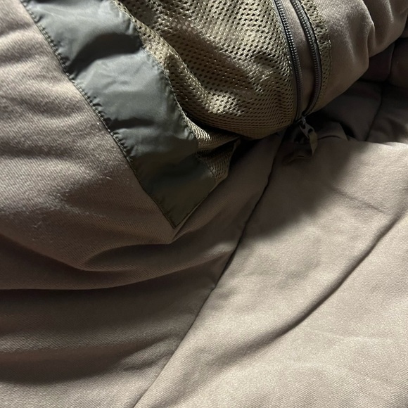 Cabela outdoor wear silent suede thinsulate insulation - Picture 8 of 9